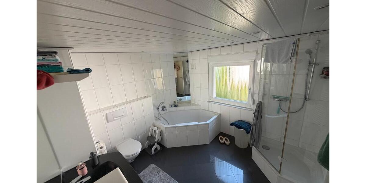 Einfamilienhaus Schlangenbad - 6 Zimmer, 135 m&sup2;, 520.000&euro; | Angebot:27164565