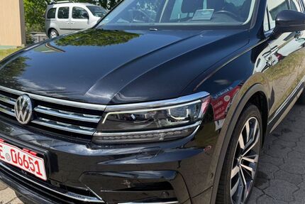 VW Tiguan 158.550 km 19.990 € Trappenkamp 24610
