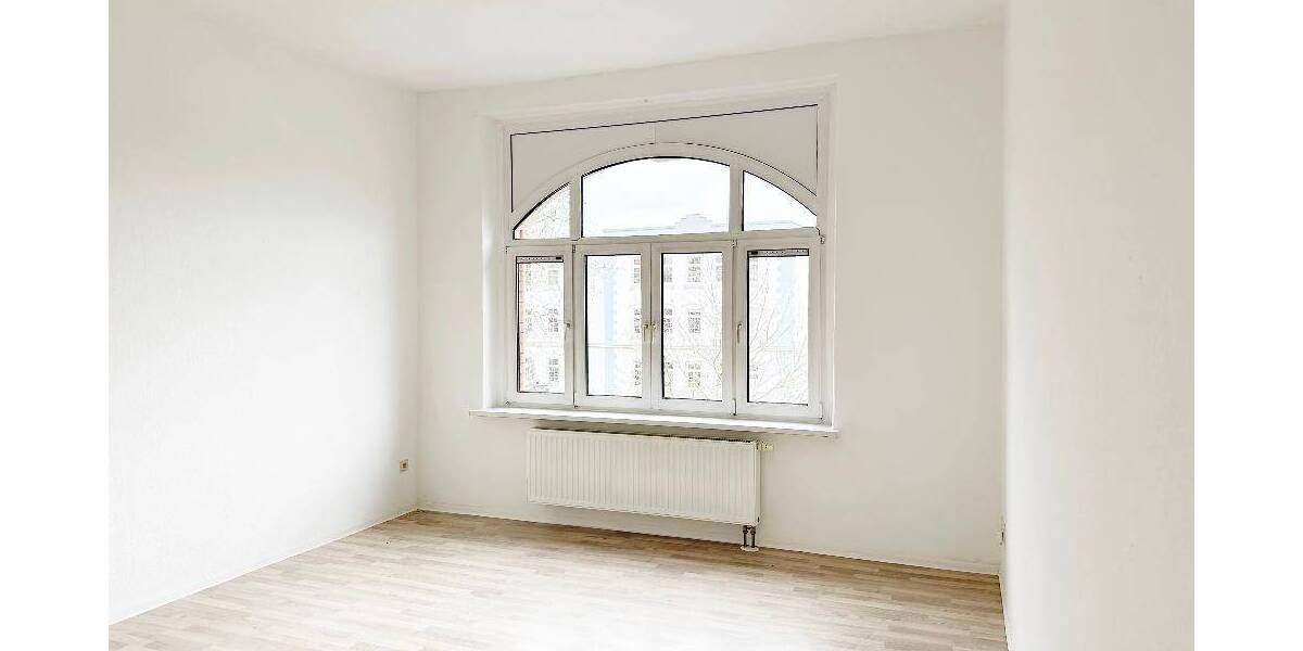 Etagenwohnung Riesa Altriesa - 2 Zimmer, 73 m&sup2;, 395&euro; | Angebot:25985365