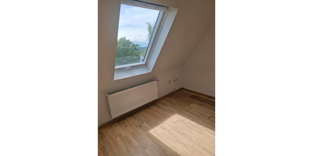 Etagenwohnung Dortmund Grevel - 5 Zimmer, 90 m&sup2;, 1.100&euro; | Angebot:26413459