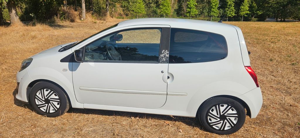 Renault Twingo 146.000 km 2.222 &euro; ZÜLPICH 53909