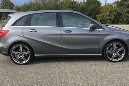 Mercedes-Benz B 250 66.000 km 17.900 &euro; Bühlertal 77830