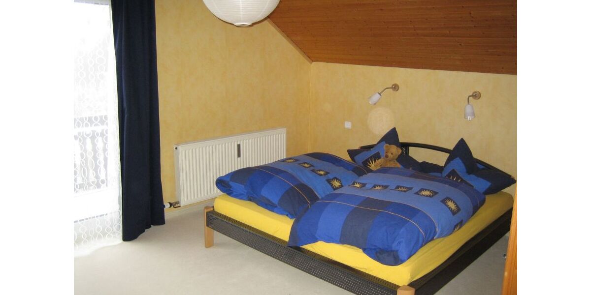 Provisionsfrei* 1-2-Familienhaus in Bestlage - 1.404 m² Grundstück mit weiterem Baurecht - Einfamilienhaus Rödental | Angebot:27005881