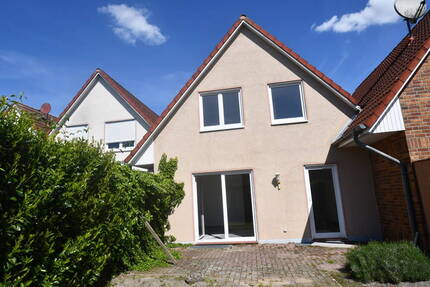 Gemütliches Reihenhaus in Varrel mit Terrasse und Keller 4 zimmer