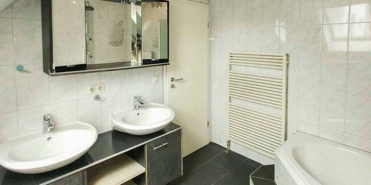 Reihenmittelhaus Friedberg Stätzling - 5 Zimmer, 140 m&sup2;, 559.000&euro; | Angebot:26868237