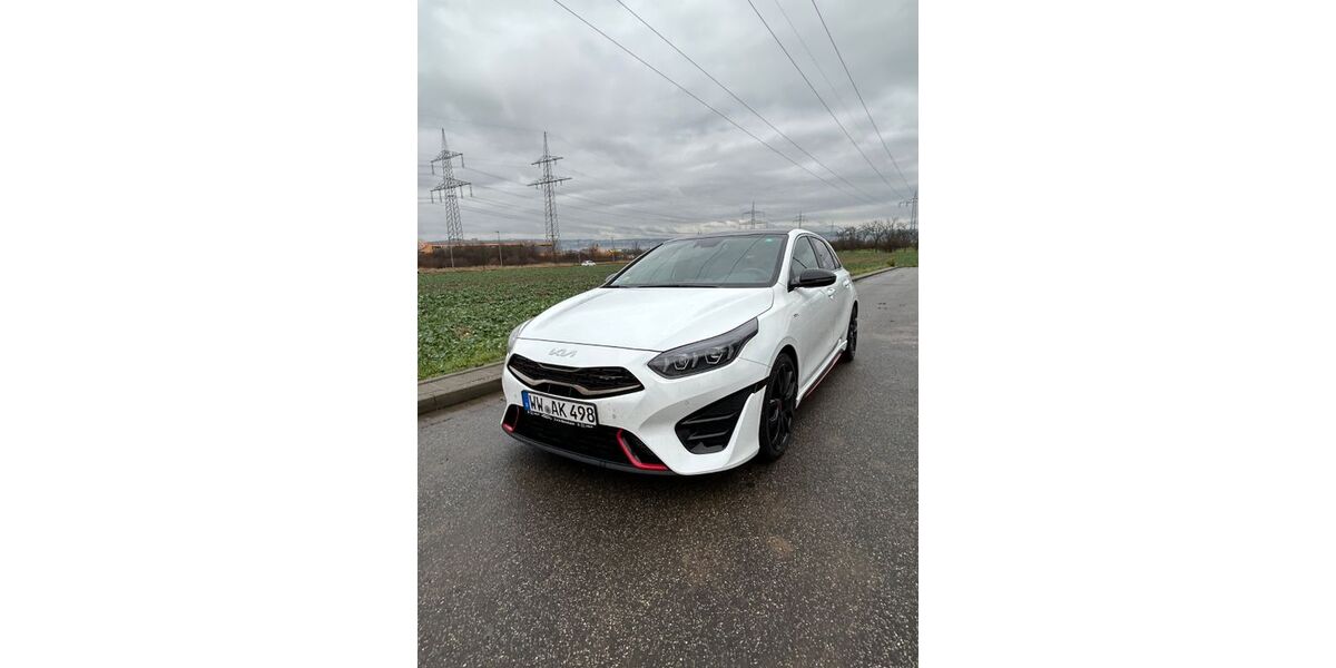 Kia ceed / Ceed 79.342 km 24.100 &euro; Koblenz 56077