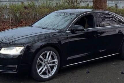Audi A8 210.000 km 22.999 &euro; Frankfurt am Main 60486