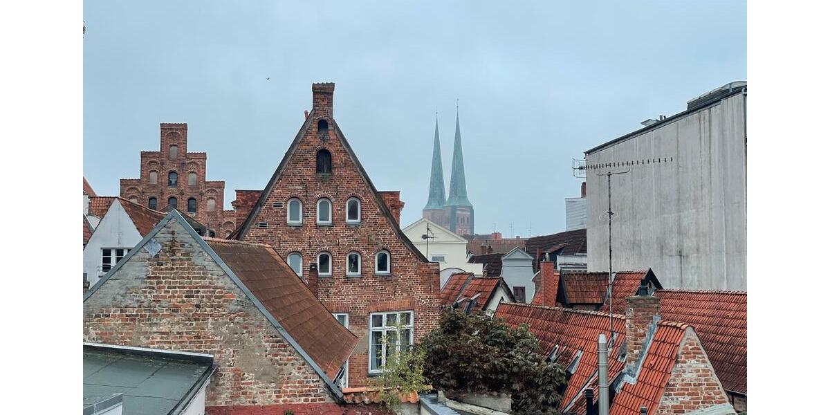 Etagenwohnung Lübeck Innenstadt - 2 Zimmer, 68 m&sup2;, 1.200&euro; | Angebot:26375418