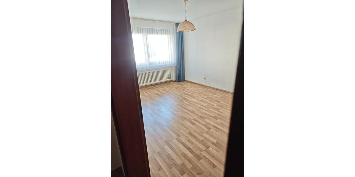 Erdgeschoßwohnung Hameln - 4 Zimmer, 86 m&sup2;, 175.000&euro; | Angebot:26005444