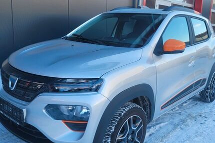 Dacia Spring 28.000 km 7.950 &euro; Puchheim (nähe München) 82178