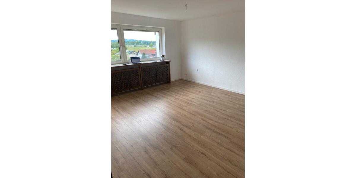 Dachgeschoßwohnung Füssen - 2.5 Zimmer, 64 m&sup2;, 279.000&euro; | Angebot:27113699