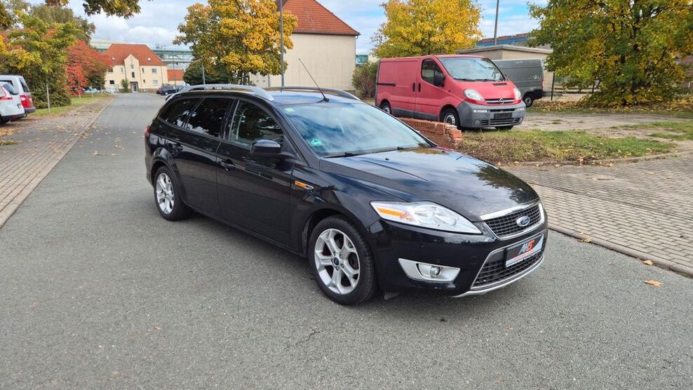 Ford Mondeo 205.000 km 2.490 € Bitterfeld-Wolfen, OT Bitterfeld 06749