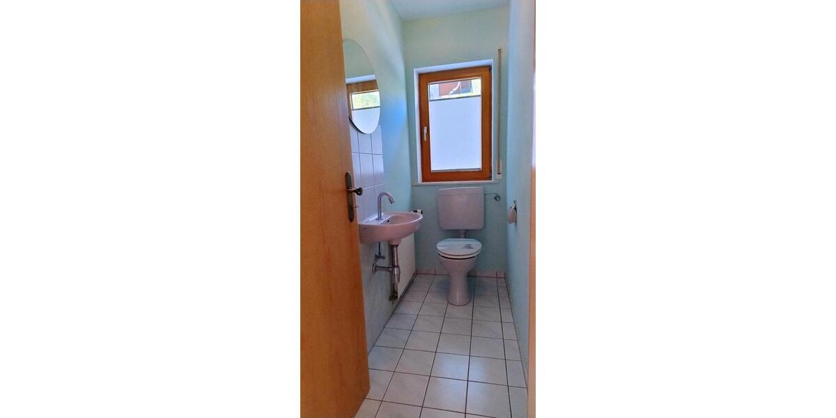 Etagenwohnung Hohentengen - 5 Zimmer, 120 m&sup2;, 1.150&euro; | Angebot:26403113