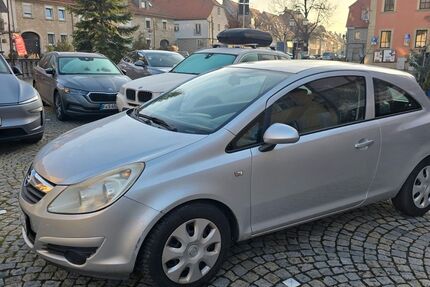 Opel Corsa 81.000 km 3.900 &euro; Randersacker 97236