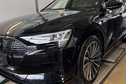 Audi e-tron 46.786 km 35.649 &euro; Hagen 58091