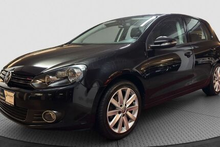 VW Golf 124.000 km 9.480 &euro; Berlin 10625