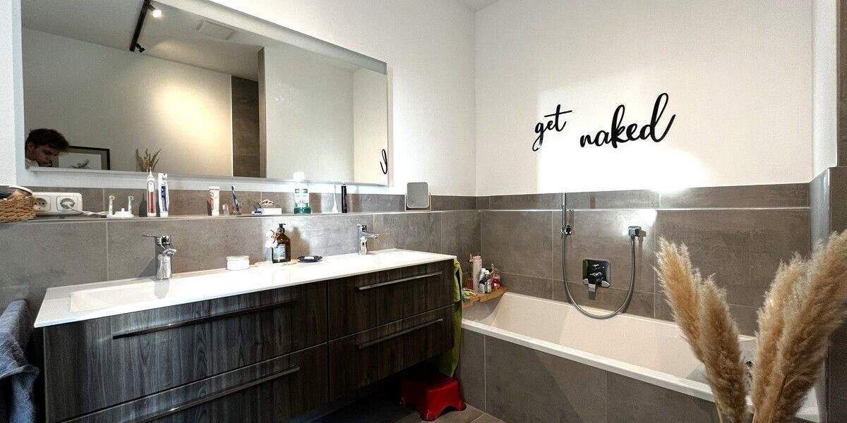 Etagenwohnung Neuendettelsau - 3 Zimmer, 98 m&sup2;, 359.000&euro; | Angebot:25732873