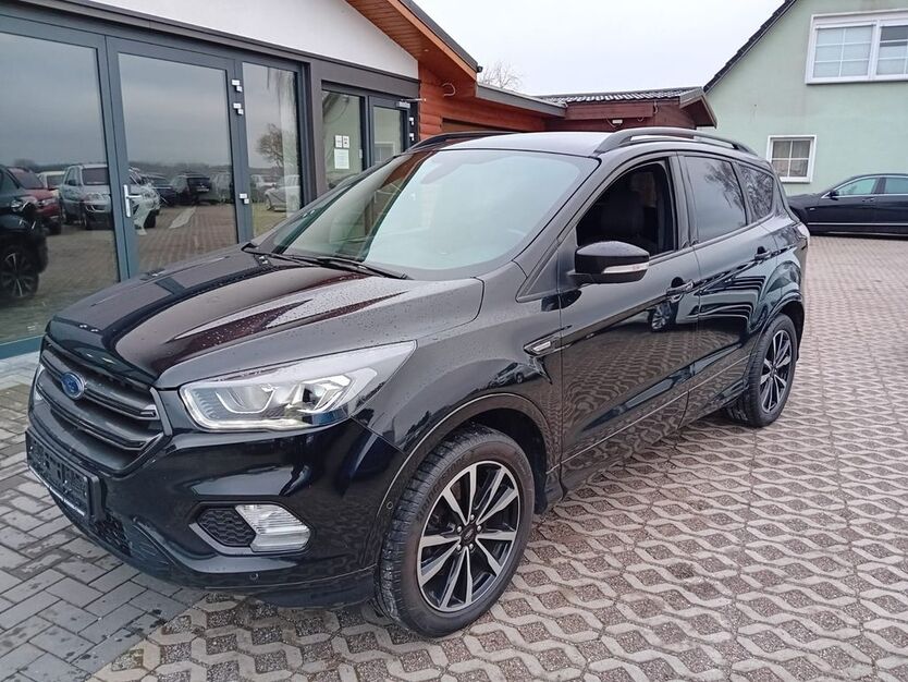 Ford Kuga 186.231 km 17.980 € Karlsburg OT Moeckow 17495
