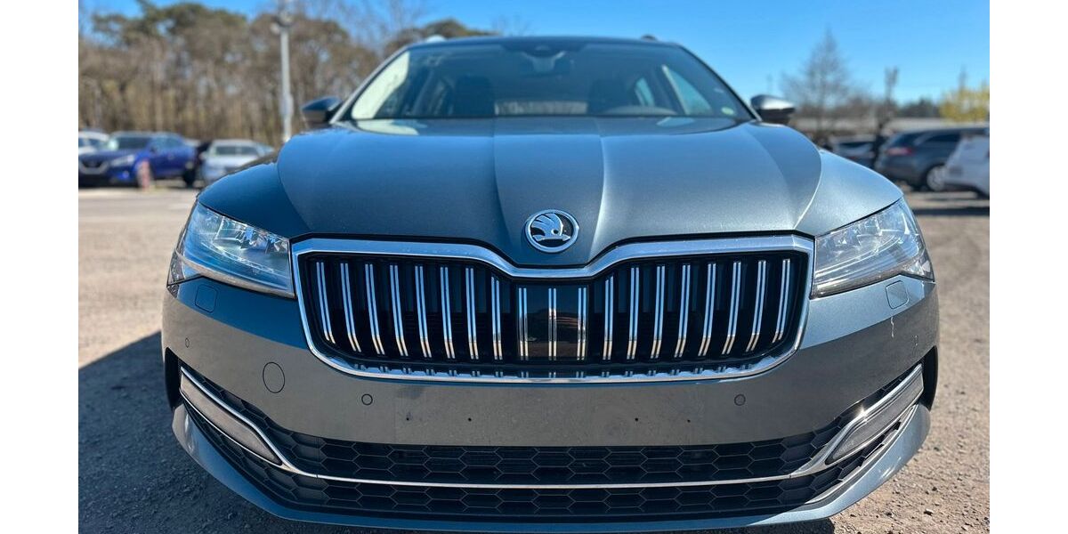 Skoda Superb 166.000 km 16.499 &euro; Blankenfelde-Mahlow 15831