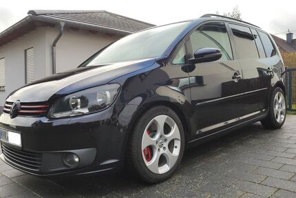 VW Touran 198.600 km 11.499 &euro; Mendig 56743
