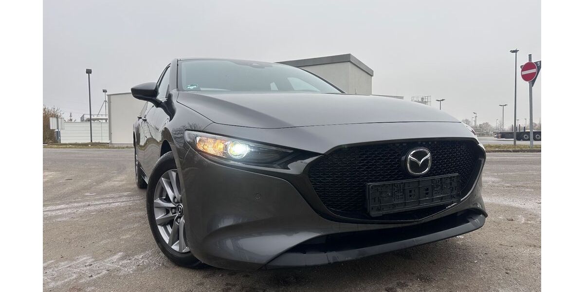 Mazda 3 48.260 km 20.500 &euro; Straßkirchen 94342