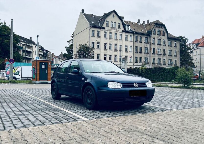VW Golf 210.000 km 1.400 € Döbernitz 04509