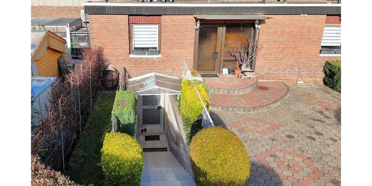 Mehrfamilienhaus, Wohnhaus Neuss Erfttal - 8 Zimmer, 316 m&sup2;, 690.000&euro; | Angebot:24734044