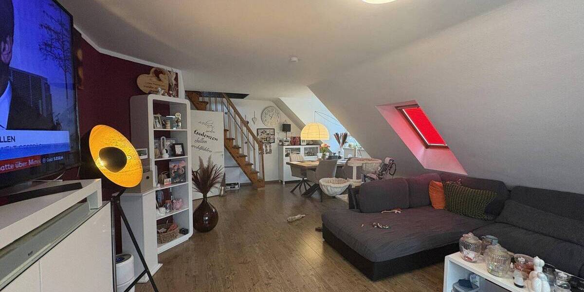 Etagenwohnung Moers Kapellen-Mitte - 3 Zimmer, 110 m&sup2;, 299.000&euro; | Angebot:26092484