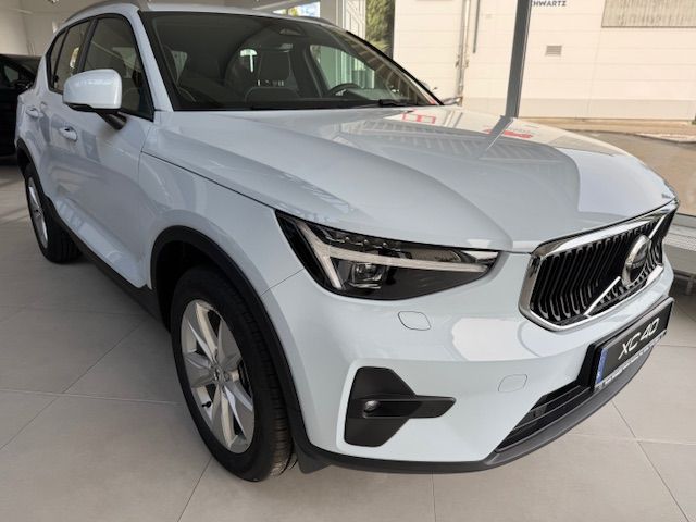 Volvo XC40 15.350 km 33.880 &euro; Zwickau 08060