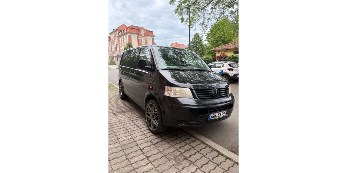 VW T5 Transporter 190.000 km 6.500 &euro; Allstedt 06542