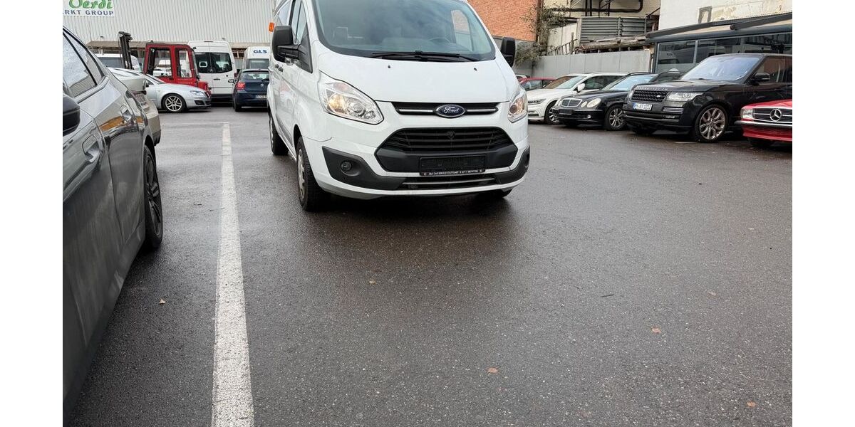 Ford Tourneo Custom 144.123 km 16.500 &euro; Stuttgart 70469
