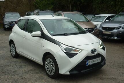 Toyota Aygo (X) 41.993 km 9.990 &euro; Estenfeld bei Würzburg 97230