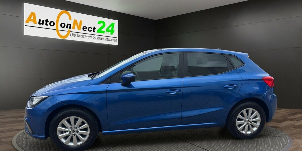Seat Ibiza Style 40th Annivers.*LED/Navi-App/Kamera/Key 12.689 km 17.790 &euro; Bamberg 96052