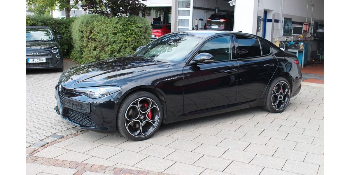 Alfa Romeo Giulia 47.300 km 27.900 &euro; Weilheim 82362