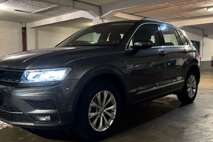 VW Tiguan 37.000 km 23.600 € Düsseldorf 40233