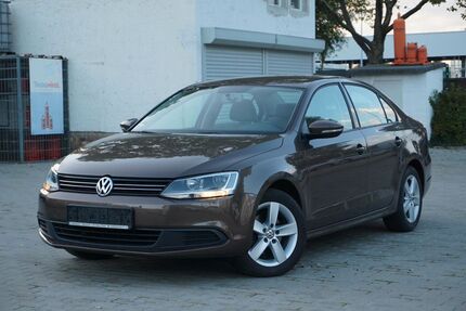 VW Jetta 176.300 km 4.500 &euro; Dresden 01067