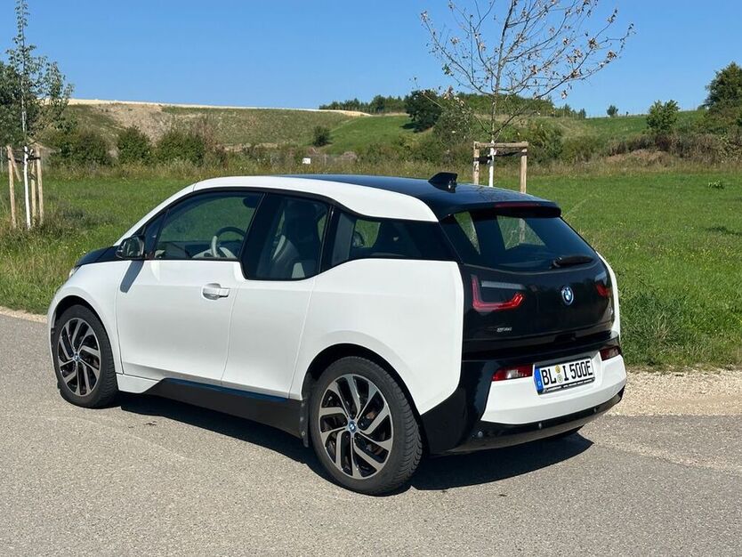 i3
