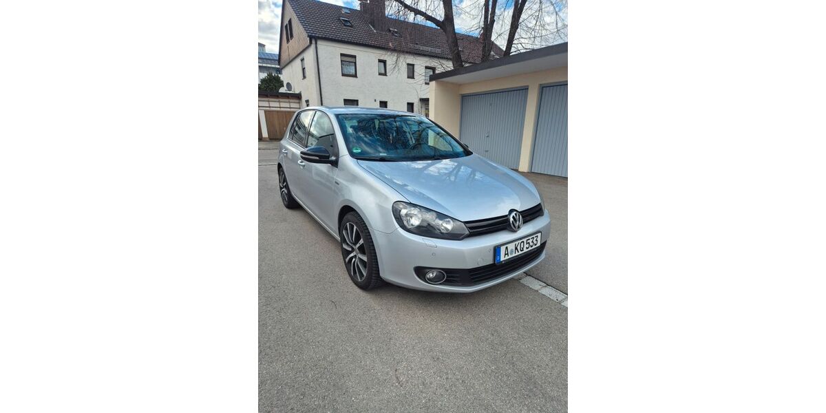 VW Golf 183.000 km 5.400 &euro; Augsburg 86179