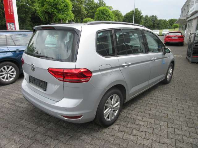 VW Touran Comfortline 2.0 TDI NAVI ALU APS SITZHEIZUN 212.780 km 12.988 &euro; Bergkamen 59192