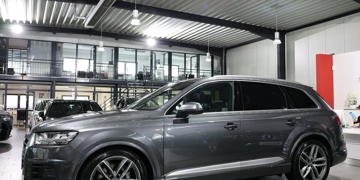 Audi Q7 3.0 TDI Q S-LINE SPORT PLUS / VOLLAUSSTATTUNG 159.000 km 33.777 &euro; Hamm 59077
