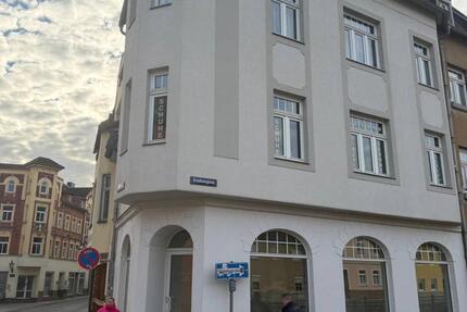 Wohn- und Geschäftshaus im historischen Zentrum von Weida (Thürin zimmer