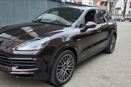 Porsche Cayenne 47.900 km 74.777 &euro; München 80689