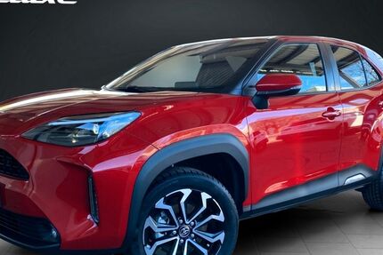 Toyota Yaris Cross 27.180 km 22.900 &euro; Hamburg 22047