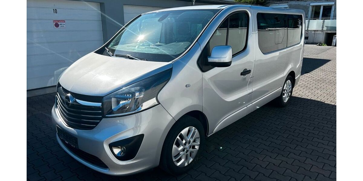 Opel Vivaro 138.691 km 13.900 &euro; Duisburg 47058