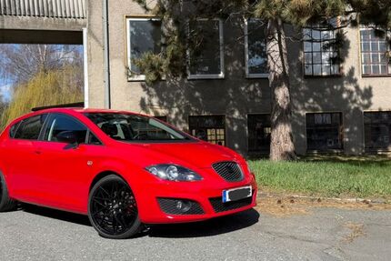 Seat Leon 99.500 km 6.499 &euro; Münchberg 95213