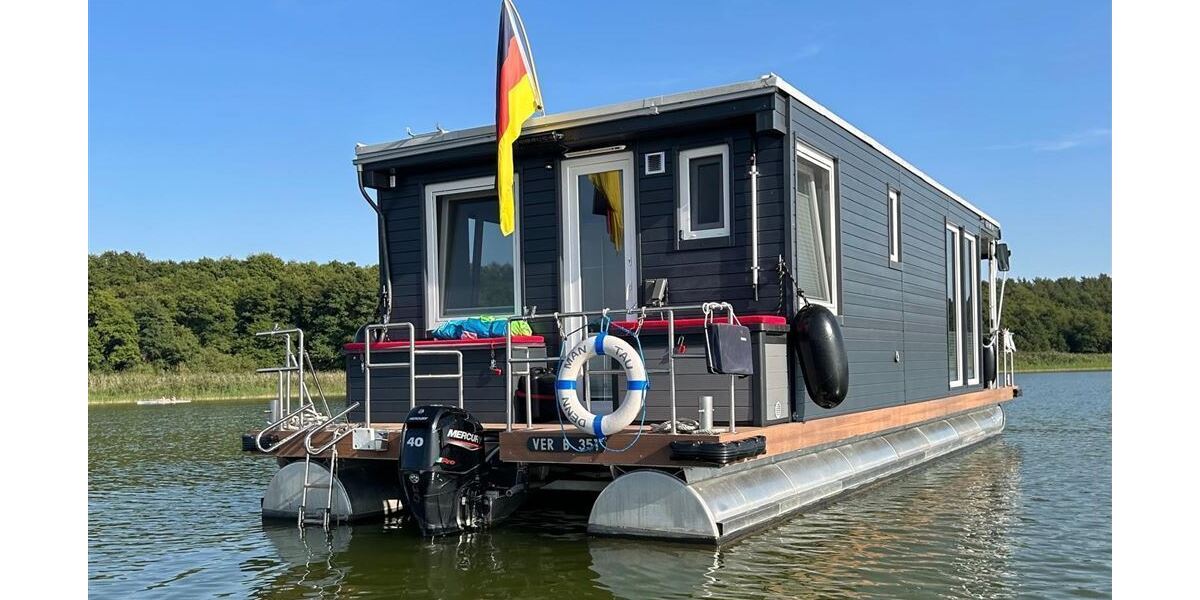 Ein Zuhause, auf dem Wasser oder im Hafen, exklusives Hausboot Neubau 2023 - Ferienhaus Jabel b Waren | Angebot:27142509