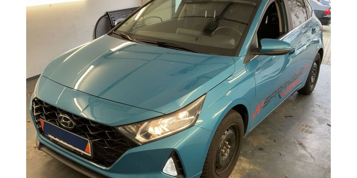 Hyundai i20 29.918 km 15.490 &euro; Leipzig 04179