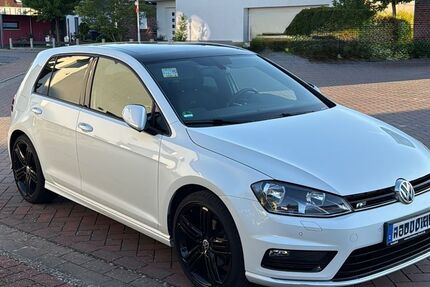VW Golf 116.666 km 14.800 € Gronau Leine 31028
