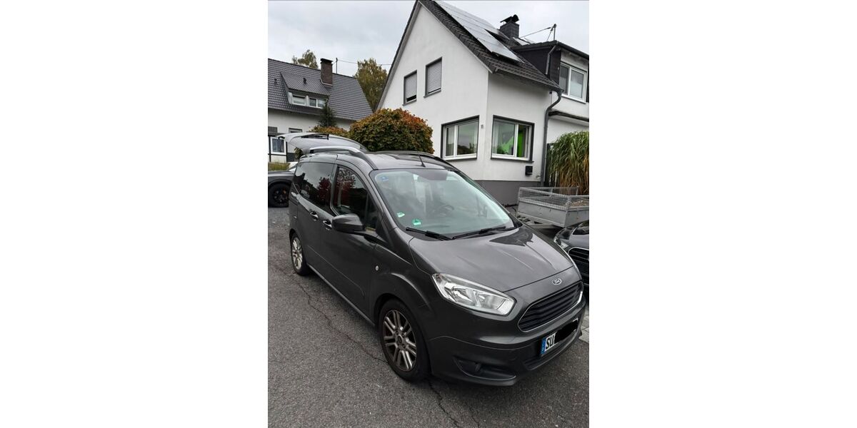 Ford Tourneo Courier 96.000 km 9.100 &euro; Königswinter 53639