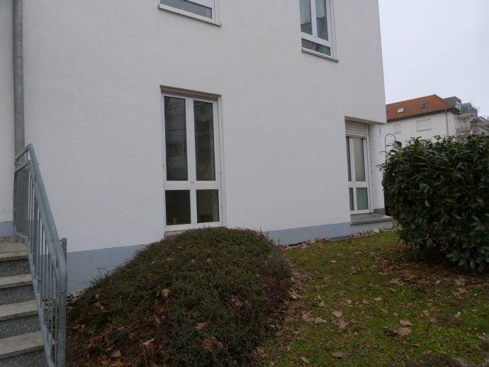 Erdgeschoßwohnung Dinkelsbühl - 3 Zimmer, 74 m&sup2;, 1.105&euro; | Angebot:26409165